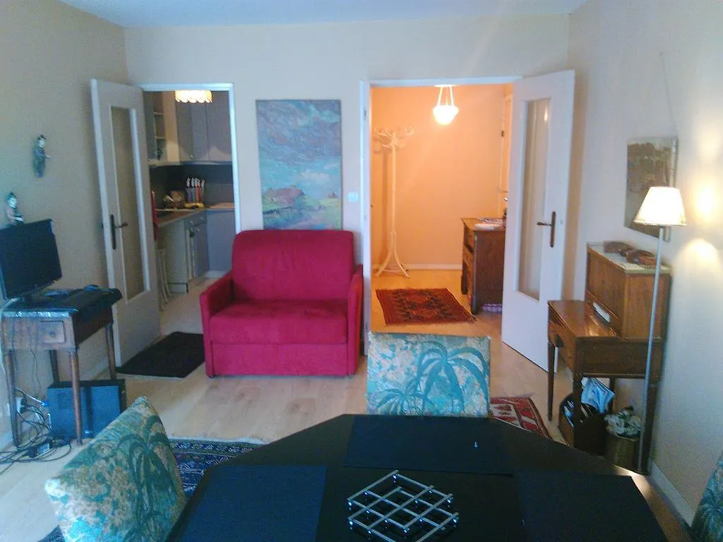 Lovely Studio Apartment *